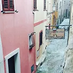 Casa Doria فندق مبيت وإفطار كاستيلساردو
